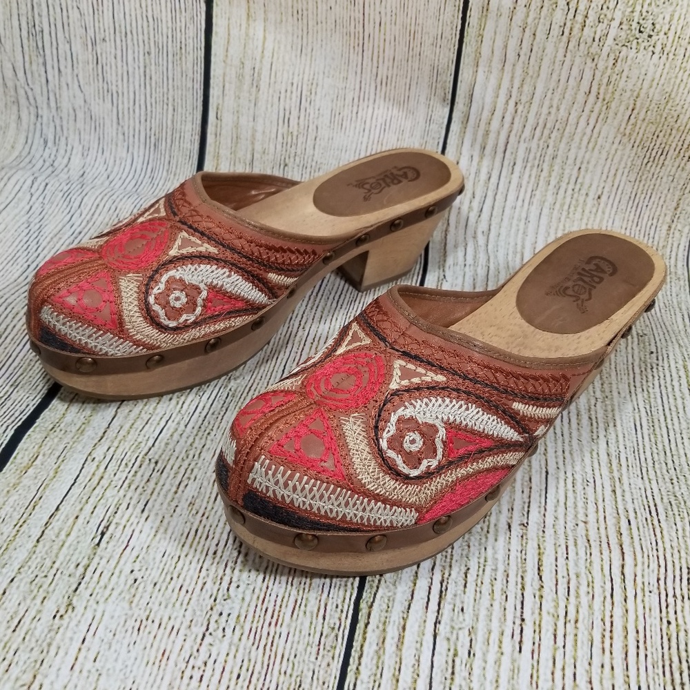 Carlos by Carlos Santana embroidered fabric clogs